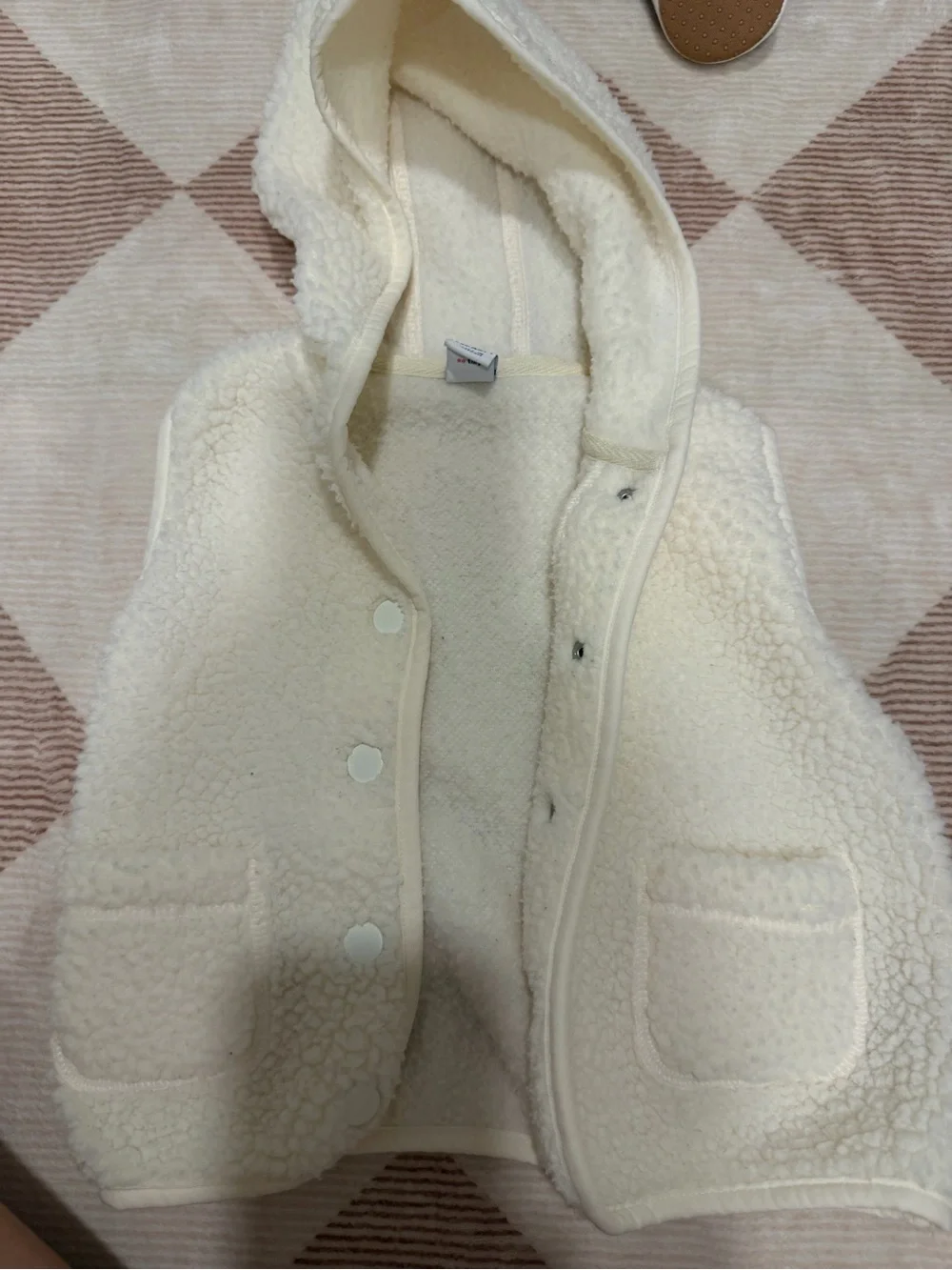 Old Navy Cream Sherpa Hooded Vest for Kids - Cozy Fleece